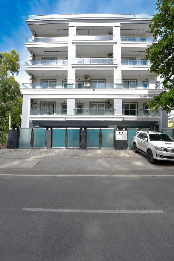 Bedchambers Serviced Apartments, Mg Road Ґурґаон Екстер'єр фото
