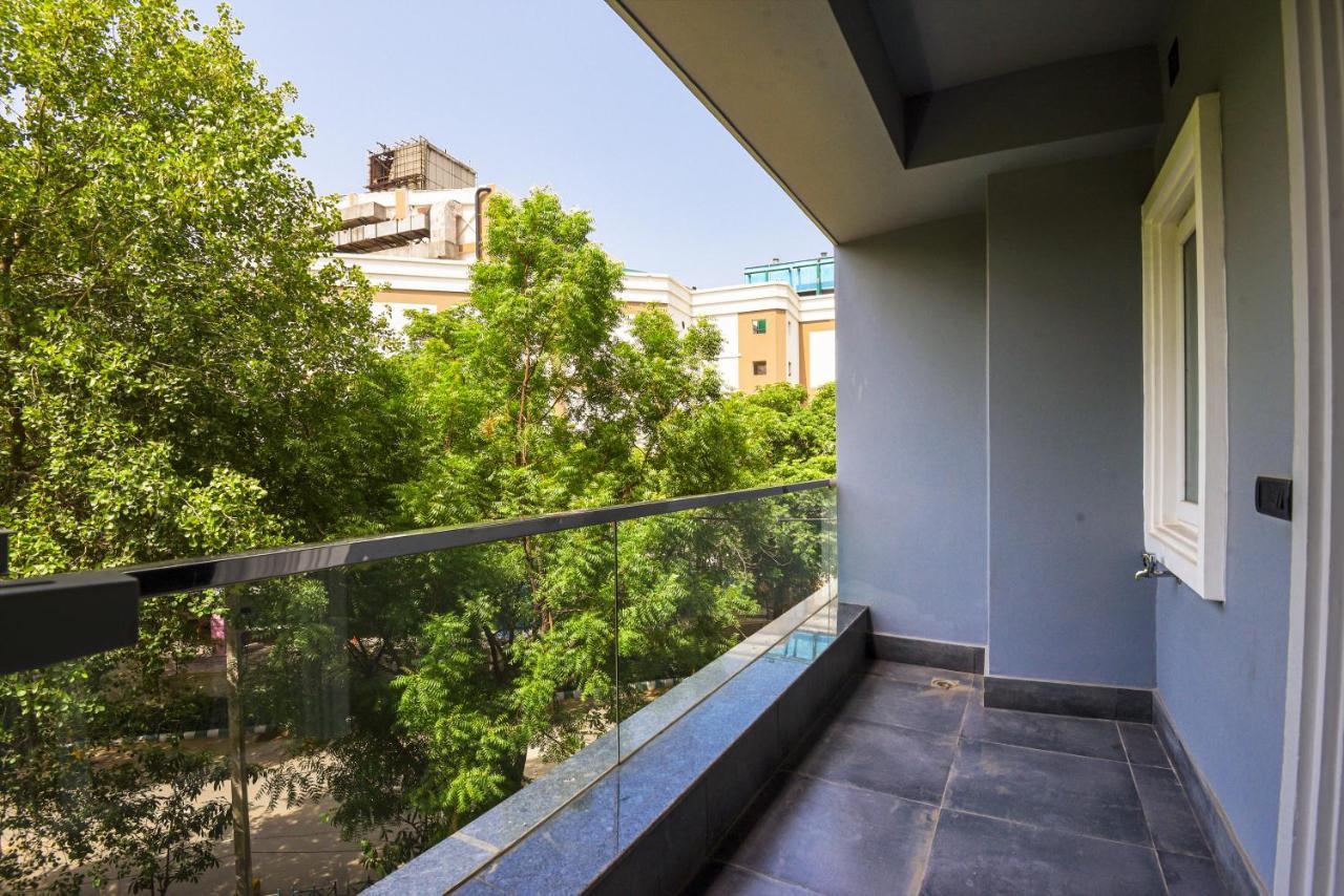 Bedchambers Serviced Apartments, Mg Road Ґурґаон Екстер'єр фото