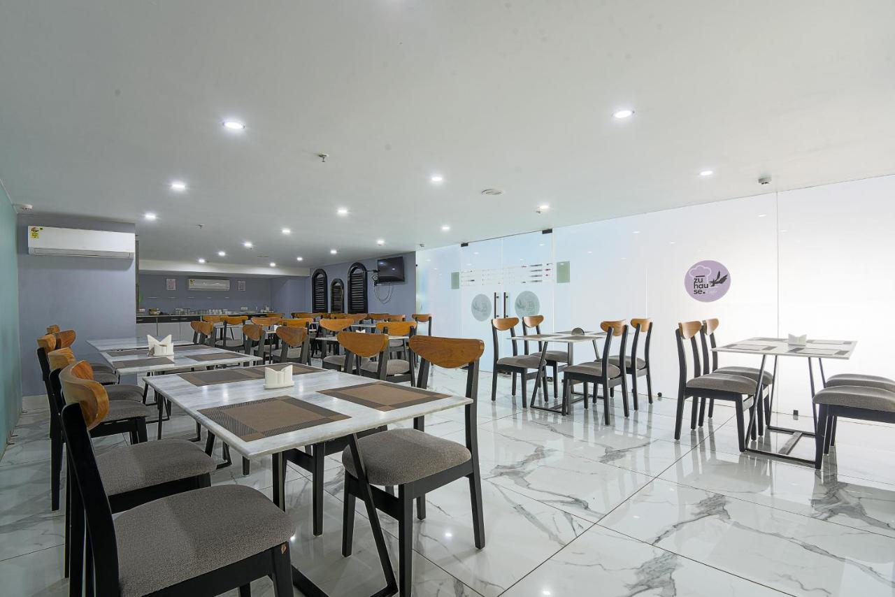 Bedchambers Serviced Apartments, Mg Road Ґурґаон Екстер'єр фото